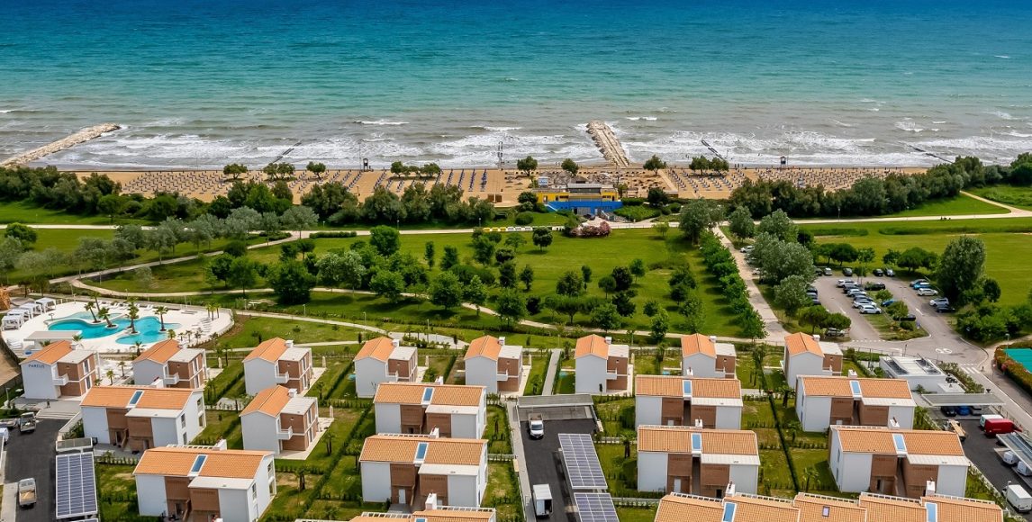 Prémium apartmanok és villák a tengerparton: stílus, kényelem és kilátás